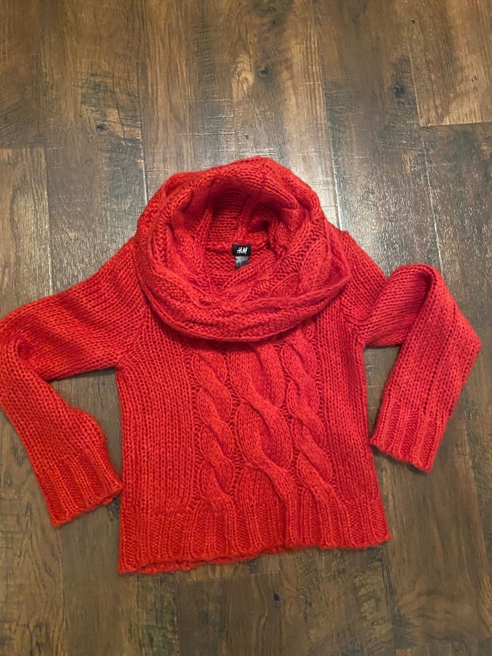 Like new! H&M Wool Mohair Acrylic Cropped Red Sweater Top Sz XS